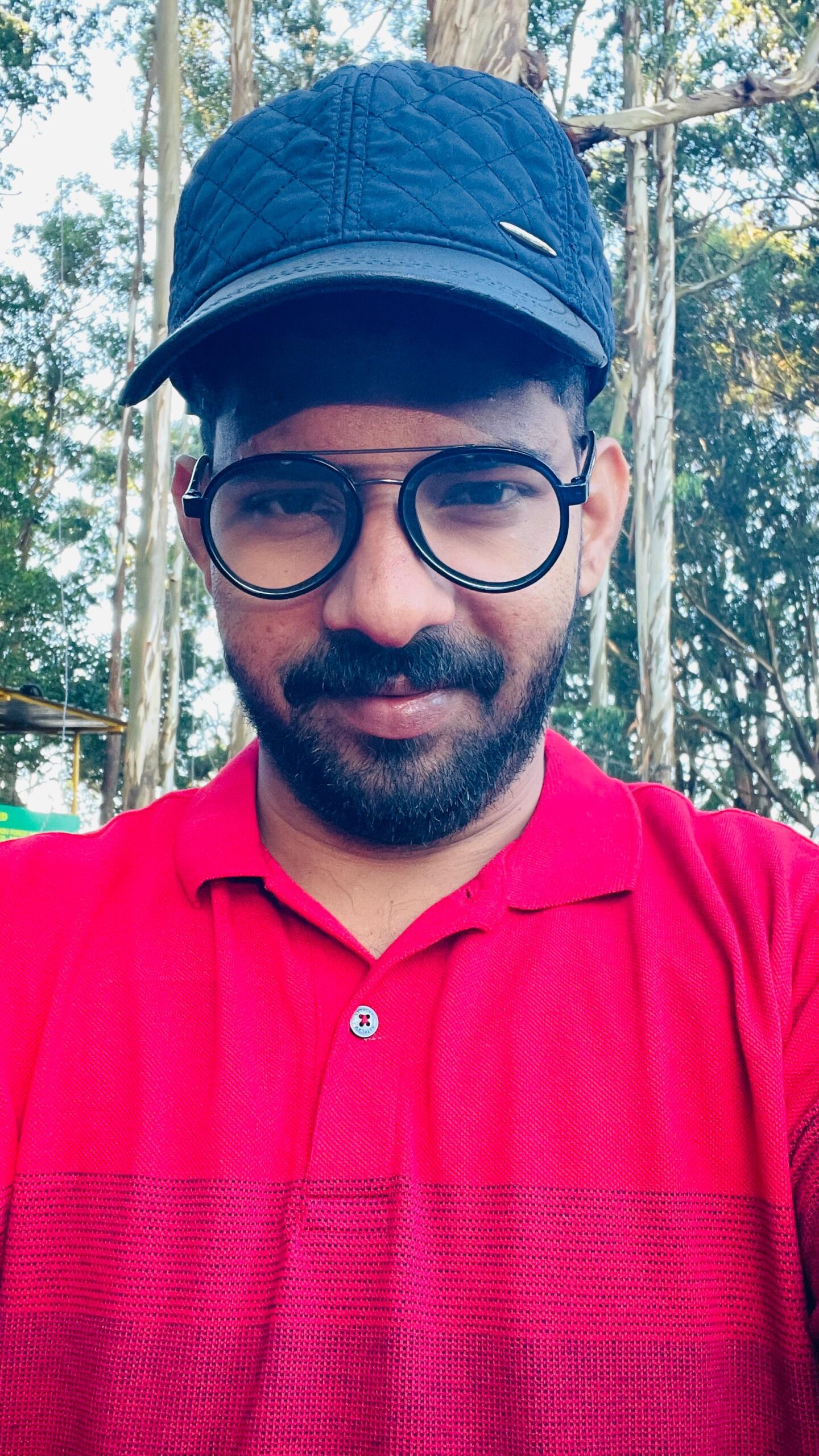 We provide digital marketing service near businesses aiming to improve their SEO and web presence.